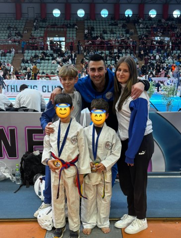 tkd16420263 Small