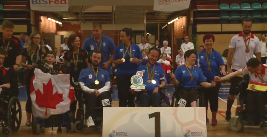 World Open &Pi;&omicron;&rho;&tau;&omicron;&gamma;&alpha;&lambda;ί&alpha;&sigmaf;: &laquo;&Chi;&rho;&upsilon;&sigma;ή&raquo; &eta; &Epsilon;&lambda;&lambda;ά&delta;&alpha; &sigma;&tau;&alpha; &zeta;&epsilon;&upsilon;&gamma;ά&rho;&iota;&alpha; BC3