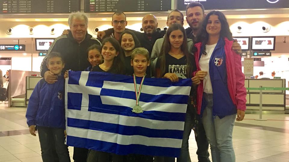 &Epsilon;&pi;&iota;&tau;&upsilon;&chi;ί&epsilon;&sigmaf; &tau;&omicron;&upsilon; &Alpha;.&Sigma;. &Mu;&alpha;&chi;&eta;&tau;&iota;&kappa;ώ&nu; &Tau;&epsilon;&chi;&nu;ώ&nu; 20th BUDAPEST OPEN