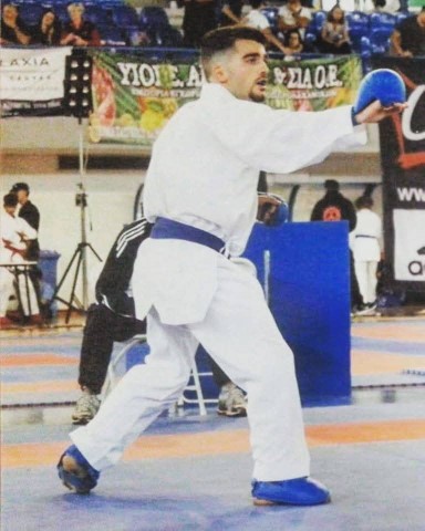 XRISTOU8 Small